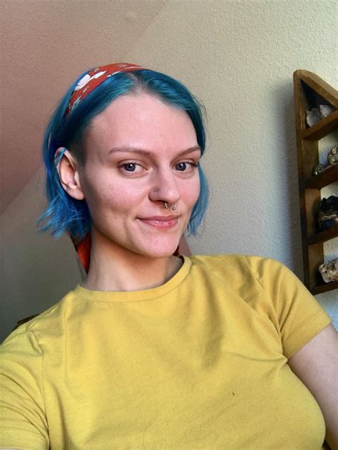 [25f] my friend said coraline vibes what do you think selfie