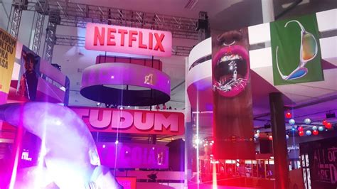 Screams Celebrities And Many Series Inside The Largest Netflix Fan Convention