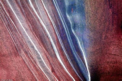 Pemandangan Air Terjun Uluru Di Australia Yang Menakjubkan Nyamuk Nekat