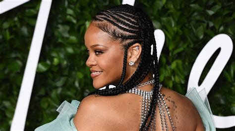 Rihanna Wears A Stunning Braided Ponytail With Red Lips In London Vogue