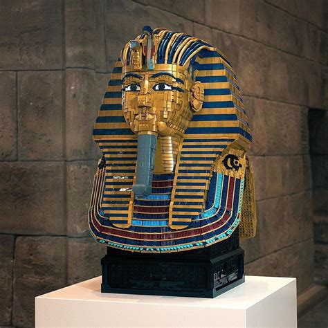 Inspiring Lego Mask Of Tutankhamun Made With Over 16000 Pieces By Koen