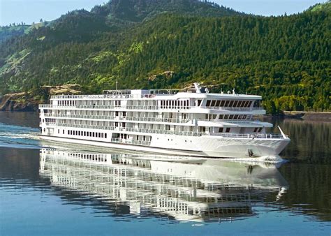 Stay In The Usa On A River Cruise For A Memorable Getaway Experience