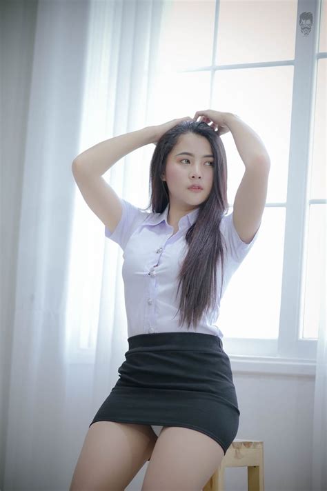 ปักพินโดย pbear photo ใน girls thai สาวไทย นางแบบ สไตล์แฟชั่น เพศหญิง