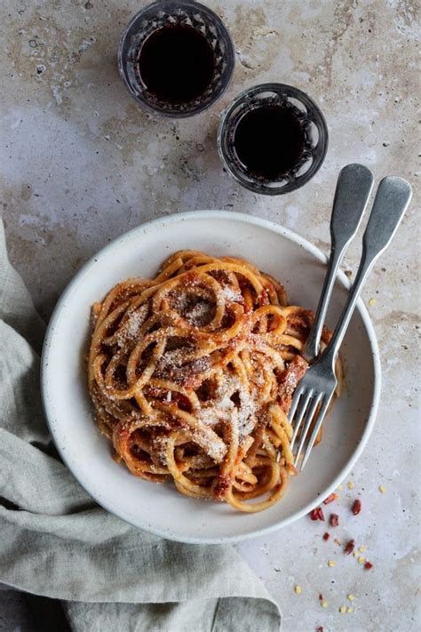 Pasta Amatriciana The Real Roman Recipe Pina Bresciani