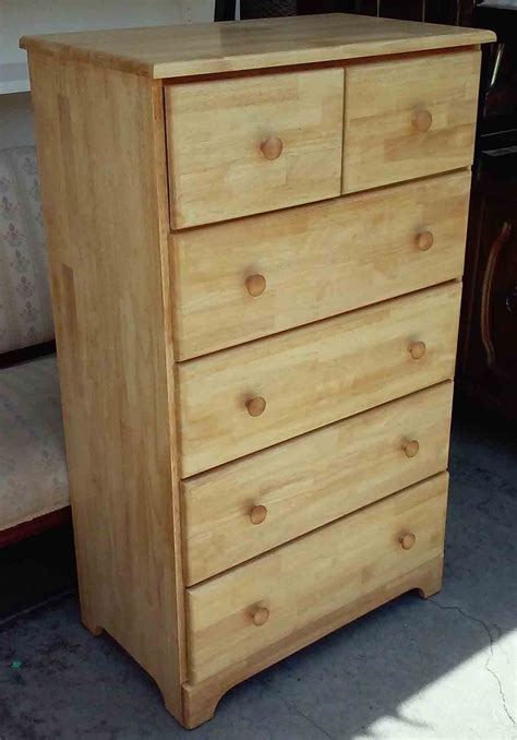 Dressers offer tons of storage for your bedroom. UHURU FURNITURE & COLLECTIBLES: SOLD Birch Chest of ...