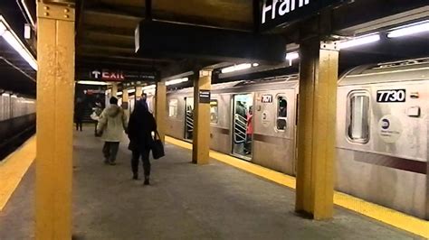 Mta New York City Subway Woodlawn Bound R142as 4 Express Train