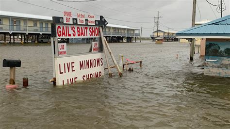 Hurricane Laura Louisiana Inundated With 9 Feet Of Storm Surge