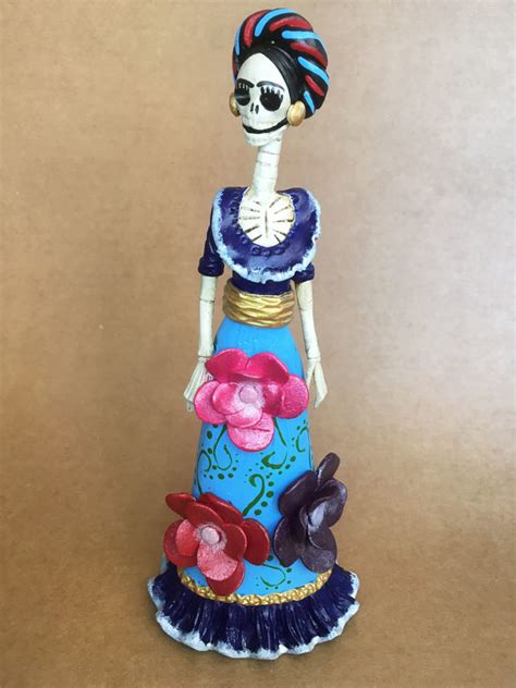 Catrina Mexicana Frida Kahlo 3 Flores Celeste 🦋 Catrinas Artesanía