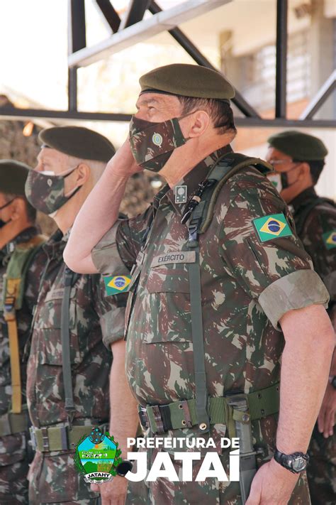 Comandante Do Exército Brasileiro Paulo SÉrgio Nogueira De Oliveira Entrega 8 Blindados Ao 41º