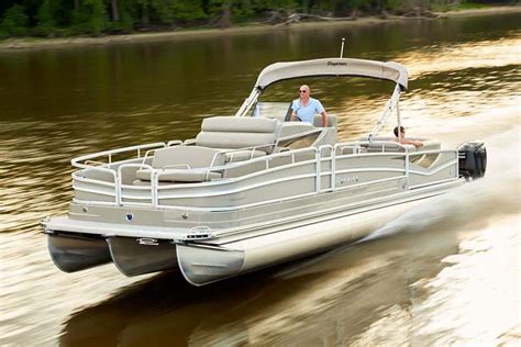 10 Luxury Pontoon Boats With Cabins
