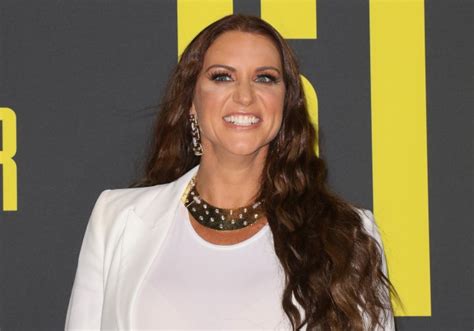 Wwe Boss Stephanie Mcmahon Wants Cm Punk And Aj Lee Back In The Ring