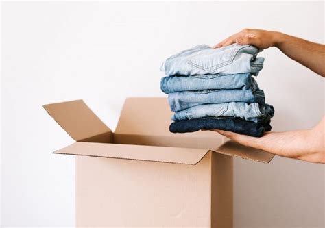 Tips For Clearing Out Your Closet When Moving Spyder Moving And Storage
