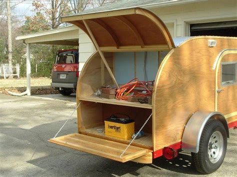 Dec 19, 2019 · steps to build a diy teardrop trailer choosing the right trailer decking your trailer designing and building your walls framing your walls building the frame for your hatch area designing your hatch gussets framing your hatch door skinning your hatch door skinning your roof wiring your trailer. Build your own teardrop trailer from the ground up | Teardrop trailer, Building a teardrop ...