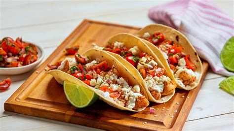This Easy Mexican Style Chicken Tacos Recipe Is Loaded With Flavor And Takes Only 25 Minutes To