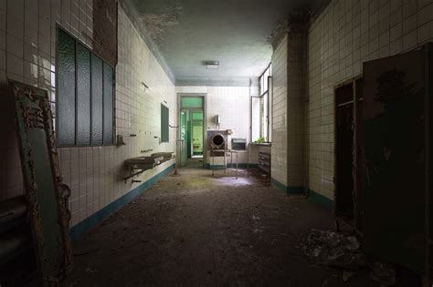 Inside An Abandoned Asylum For Electroshock Therapy