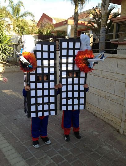 Israeli Site Shows Photo Of Kids Dressed As Burning Twin Towers For