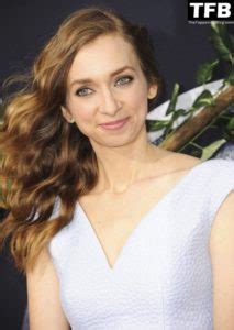 Lauren Lapkus Nude Sexy Collection Photos Thefappening