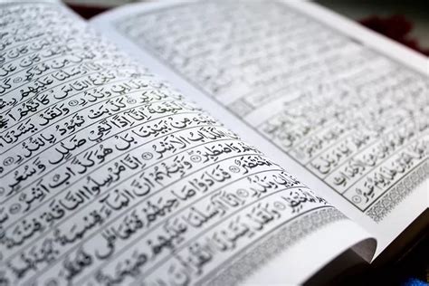 Surah Al Qalam Ayat 1 26 Arab Latin Dan Terjemahan Indonesia Tentang