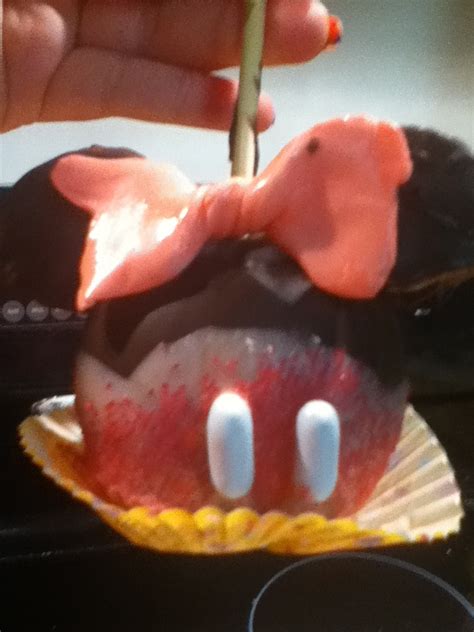 Mickey Mouse Candy Apple Love These Apples Carmel White Chocolate Pink