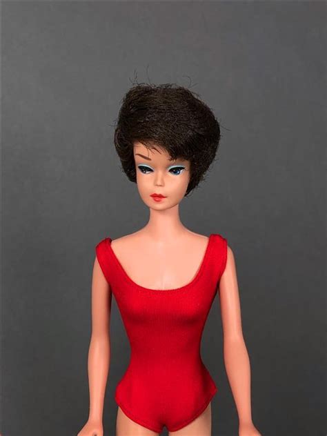 Lot VINTAGE SIDEPART BUBBLE CUT BARBIES INCLUDING BRUNETTE AND BLONDE BOTH WEARING RED