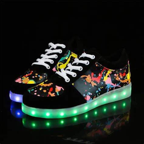 2017 Men Colorful Glowing Shoes With Lights Up Led Luminous Shoes A New