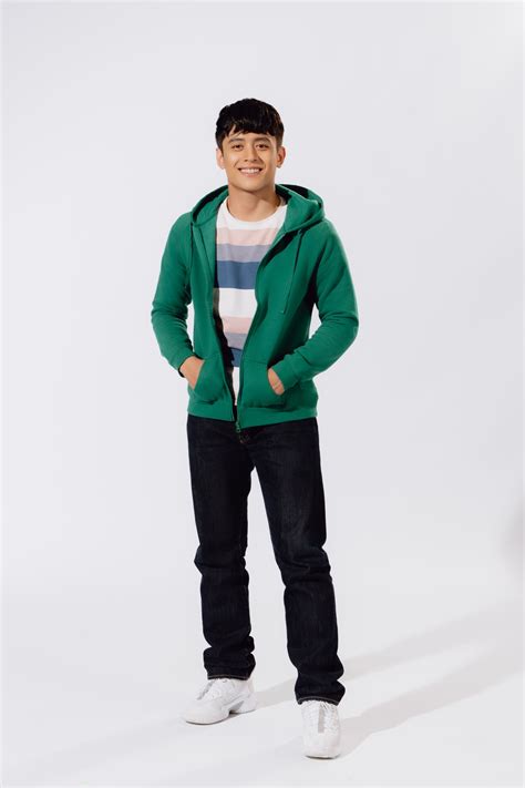 Missed Connections (2023)