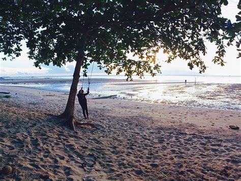 Straik di pantai sekunyit kaur. RIZKY BINTAN TOUR & TRAVEL: Pantai Sakera Bintan