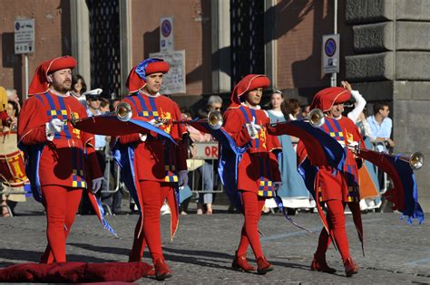 The new year celebration is unquestionably the most popular holiday in russia, ukraine and belarus. Year-Round Italian Holidays and Festivals