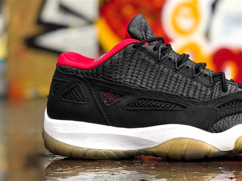 Air Jordan 11 Og Low Ie Bred 1996⎮la Boite Collector Shop La Boite