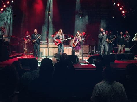 Video Tedeschi Trucks Band Brings Wheels Of Soul Tour To Providence