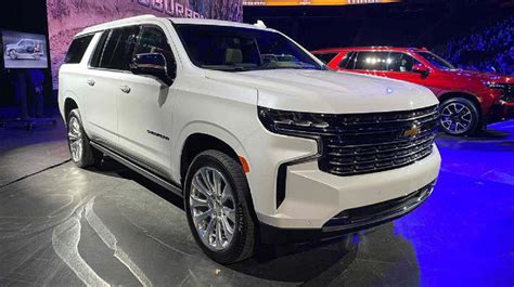 2021 Chevy Suburban Z71 Full Review Design Engine Price