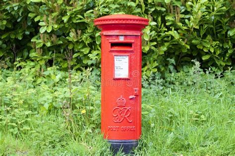 Red Letter Box In Rural England Stock Image Image Of Traditional