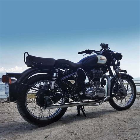 Royal Enfield Classic 500 : Price, Features, Specifications