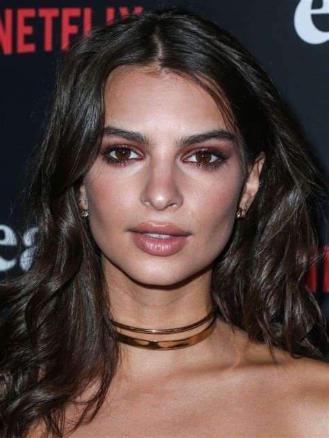 Pin On Emily Ratajkowski Usa 91