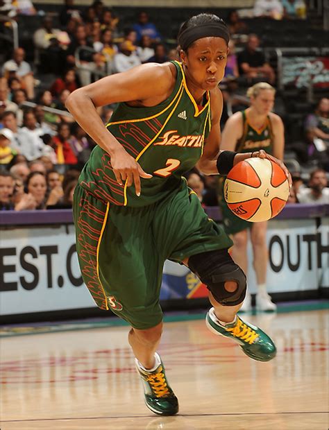 Swin Cash Wnba Seattle Storm Speaks Basketball Charity Miss