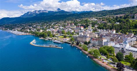 Que Voir Que Faire à Évian Nos Activités Incontournables Dans Lélégante Cité De Haute Savoie