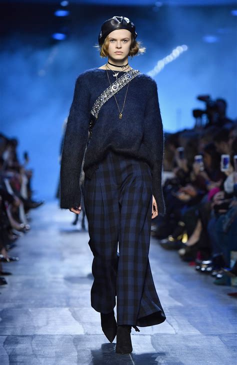 Christian Dior Runway Paris Fashion Week Womenswear Fallwinter