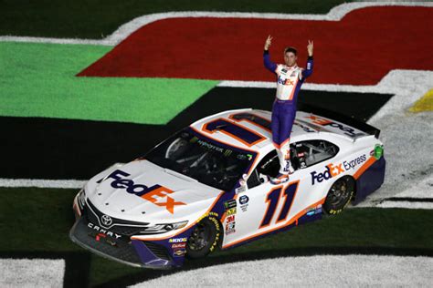 How many laps are in a nascar race? Who won the Daytona 500 winner the year you were born ...