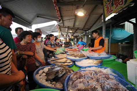 See more of 興達港妙海景餐廳 on facebook. 高雄菜市場│興達港觀光魚市 20家好買好吃海鮮攤位推薦 - 走在採訪的路上