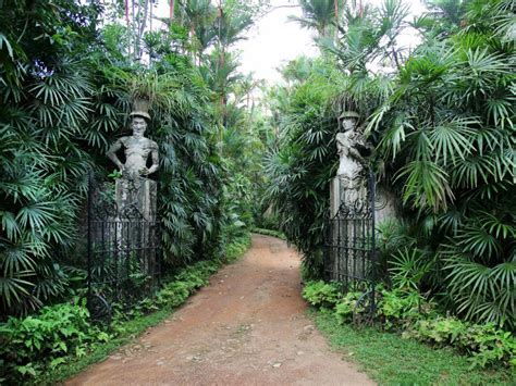 Brief Garden Places Of Interest Bentota Travel Lanka Compass