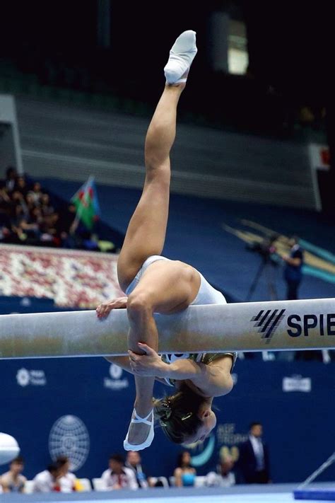 Nice Gams Acrobatic Gymnastics Gymnastics Girls Gymnastics Flexibility
