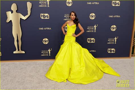 Kerry Washington Dazzles In Yellow At The Sag Awards 2022 Photo