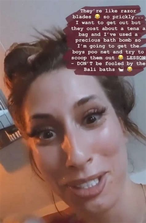 Stacey Solomon Tells Fans Shes Had Disaster As She Strips Off For