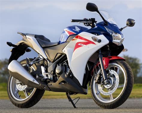 2021 honda cbr250r abs specifications, review, features, colors, and photos. Honda CBR 250 R 2011 - Fiche moto - MOTOPLANETE