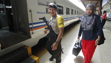 Tiket Kereta Api Surabaya Jakarta Newstempo
