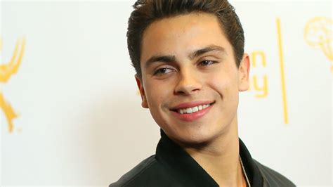Jake T Austin Is Dating One Of His Fans Giving Hope To Girls Everywhere Screener