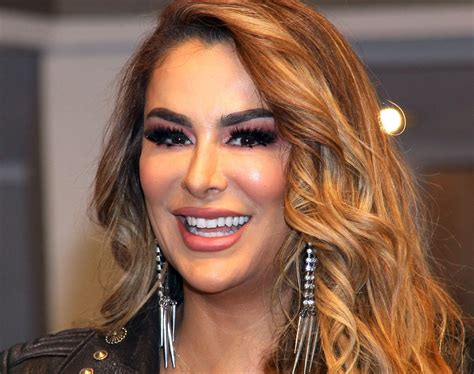 Ninel Conde Shows Off Her Exuberant Silhouette In A Sexy White