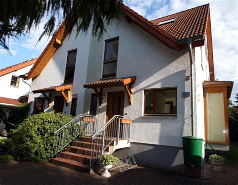 Mietpreise schwanken je nach stadtteil und wohnungsart zwischen 6 euro für altbau und bis zu 25 euro für neubau, tendenz: Haus zur Miete in Berlin-Pankow - 22.08.2014 ...