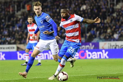 Dominant club brugge buigt na rust achterstand om en zet krc genk op twaalf punten. Genk - Club Brugge 03-11-2018 | GENK, BELGIUM - NOVEMBER 3 ...
