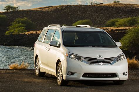 2015 Toyota Sienna Review